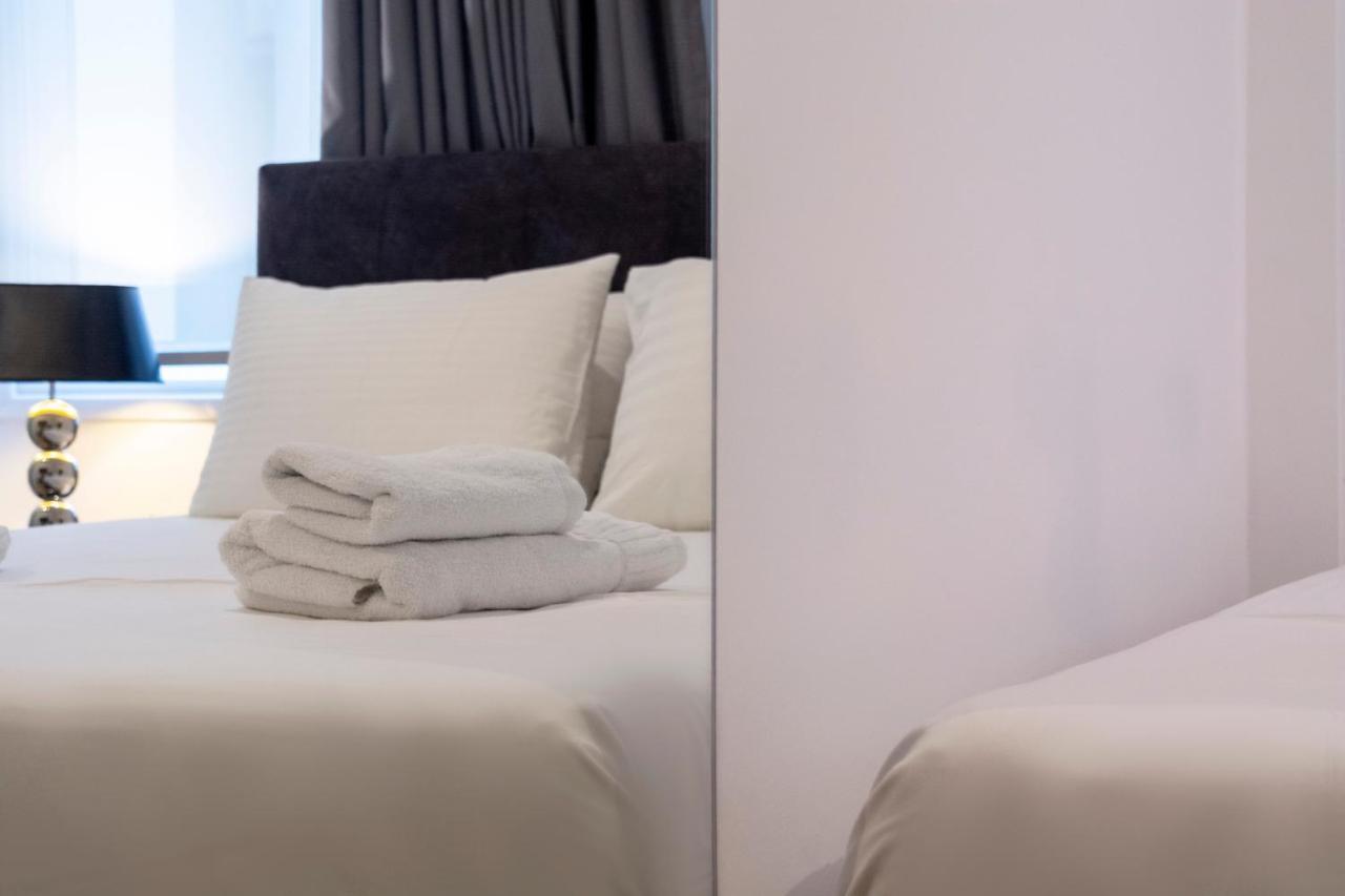 Dema Luxury Suites - Lekka E3 Атина Екстериор снимка