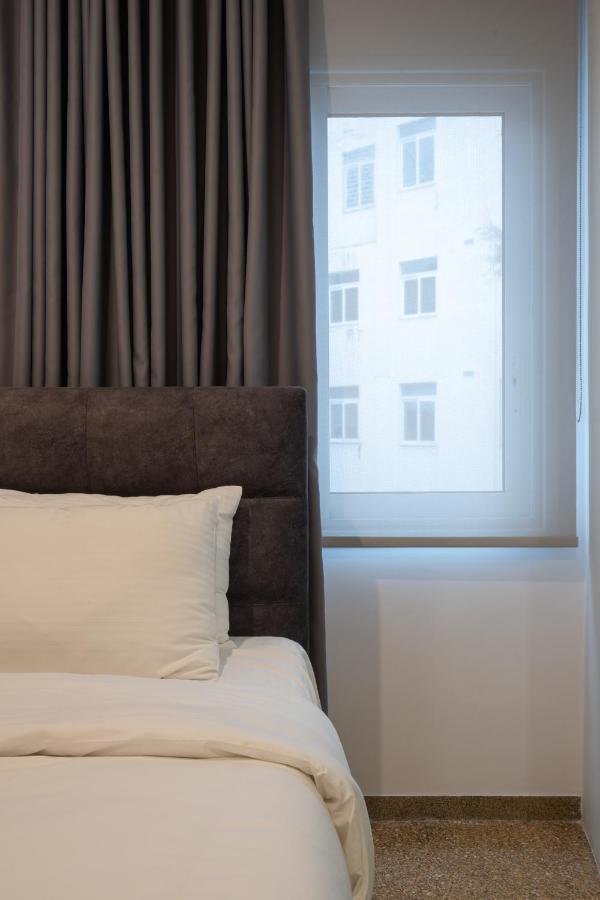 Dema Luxury Suites - Lekka E3 Атина Екстериор снимка